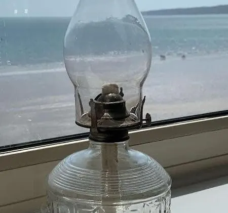 Sea View - Beautiful With Stunning Views Right Across The Sea